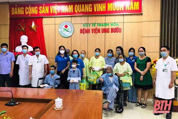 Thêm tin yêu cho những bệnh nhân có hoàn cảnh khó khăn đang điều trị tại Bệnh viện Ung bướu Thanh Hoá