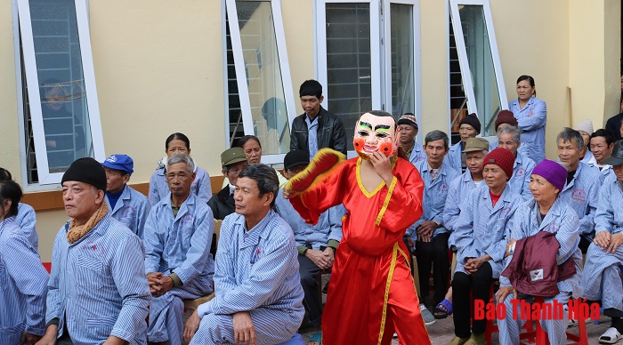 Tết Yêu thương tại Bệnh viện Ung Bướu Thanh Hóa