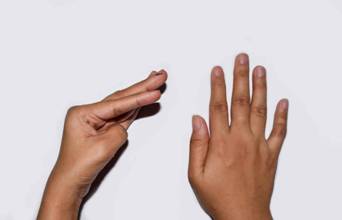 Hạ đường huyết phân biệt với hạ canxi máu | BvNTP