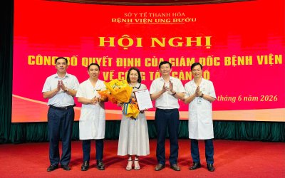 Bệnh viện Ung bướu tỉnh Thanh Hóa tổ chức hội nghị công bố quyết định về công tác cán bộ