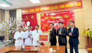 ĐỒNG CHÍ ĐẦU THANH TÙNG - TỈNH ỦY VIÊN, PHÓ CHỦ TỊCH ỦY BAN NHÂN DÂN TỈNH THĂM VÀ CHÚC TẾT BỆNH VIỆN UNG BƯỚU TỈNH THANH HÓA
